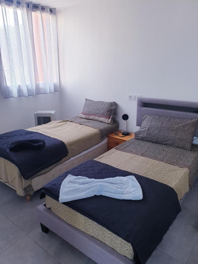 Big Flat Sea Vieuw 95 M2 5 Rooms Near Airport 5 Min Train 3 Min And Tram On Site, Beach 7 Min, 2 Showers And 2 Toilets , Neuf Grand Appartement 95 M2 5 Chambres Proche Aeroport 5 Min Train 3 Min Et Tramway Sur Place, Plage 7 Min 2 Douches Et 2 Wc Vue Nizza Exterior foto