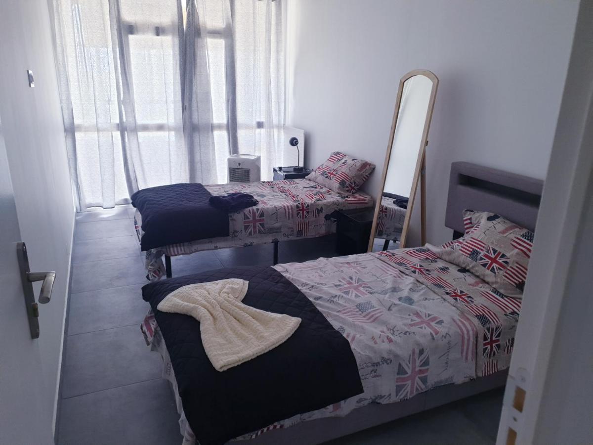 Big Flat Sea Vieuw 95 M2 5 Rooms Near Airport 5 Min Train 3 Min And Tram On Site, Beach 7 Min, 2 Showers And 2 Toilets , Neuf Grand Appartement 95 M2 5 Chambres Proche Aeroport 5 Min Train 3 Min Et Tramway Sur Place, Plage 7 Min 2 Douches Et 2 Wc Vue Nizza Exterior foto