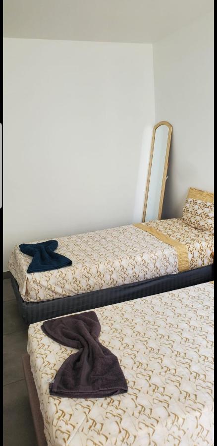 Big Flat Sea Vieuw 95 M2 5 Rooms Near Airport 5 Min Train 3 Min And Tram On Site, Beach 7 Min, 2 Showers And 2 Toilets , Neuf Grand Appartement 95 M2 5 Chambres Proche Aeroport 5 Min Train 3 Min Et Tramway Sur Place, Plage 7 Min 2 Douches Et 2 Wc Vue Nizza Exterior foto